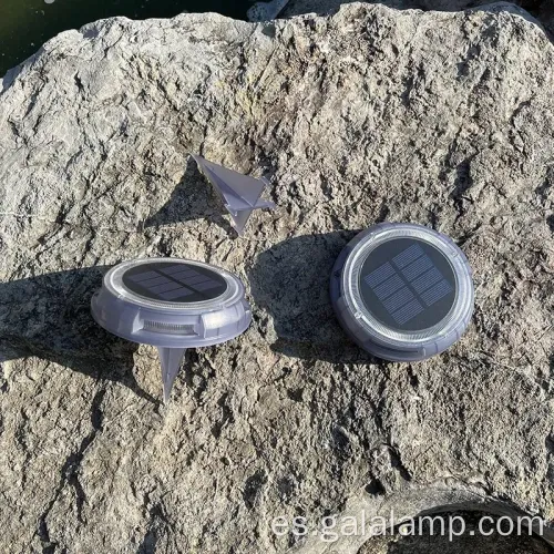 Las mejores luces de césped solar para iluminación al aire libre sostenible